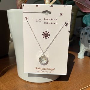 New! Snowflake charm pendant necklace